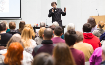 10 tärkeintä vinkkiä seminaareissa puheita pitäville
